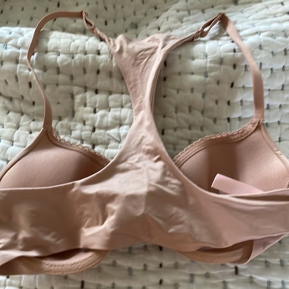 Body By Victoria Racerback Bra - Picture 2 of 4